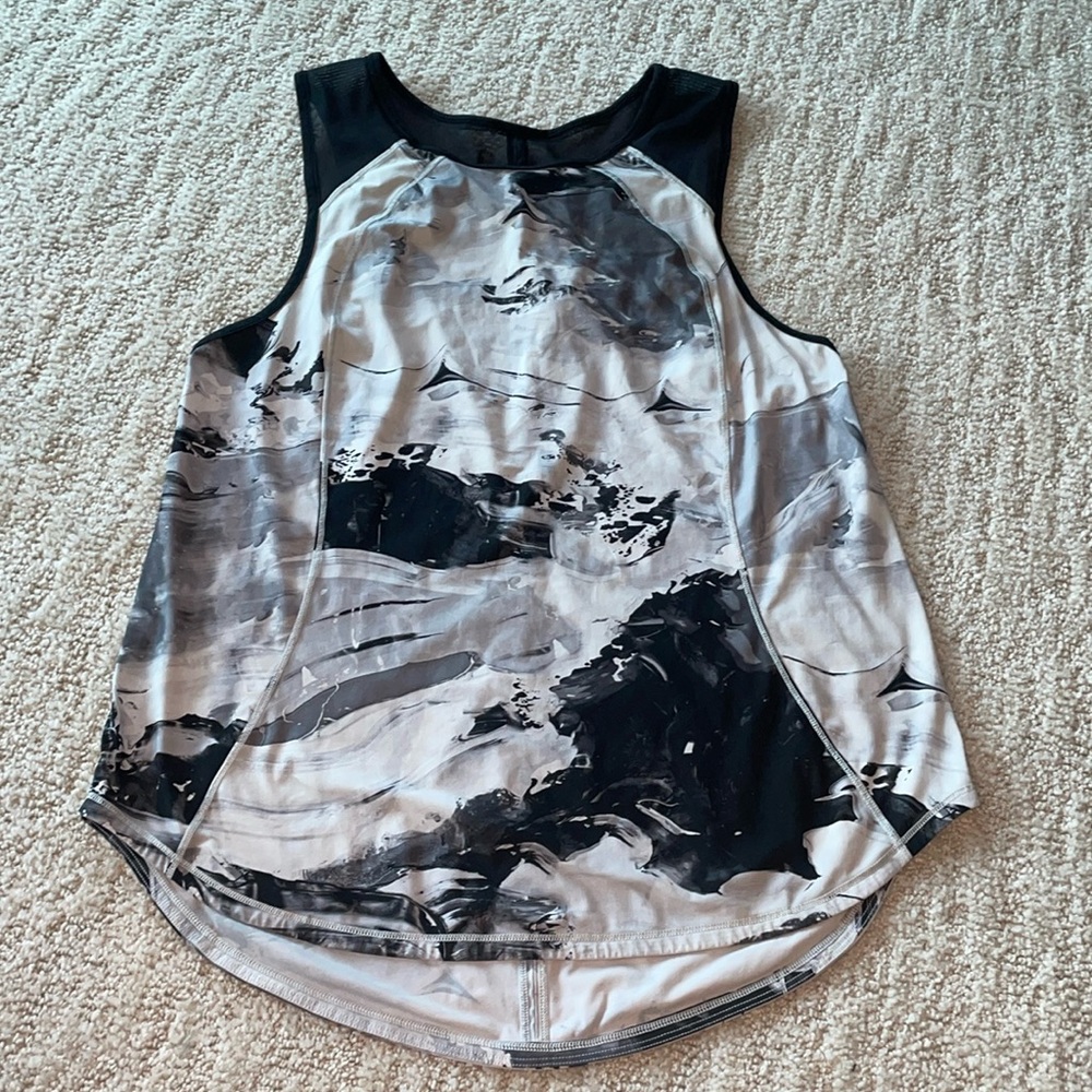 Lululemon tank size 8 Sculpt Tank II Dazed  preloved